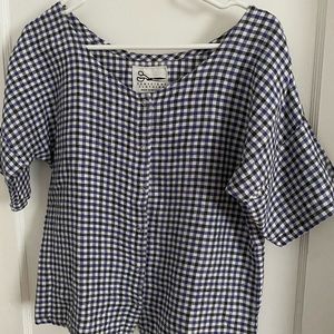 Conscious Clothing linen shirt. Size medium. Snaps down front.